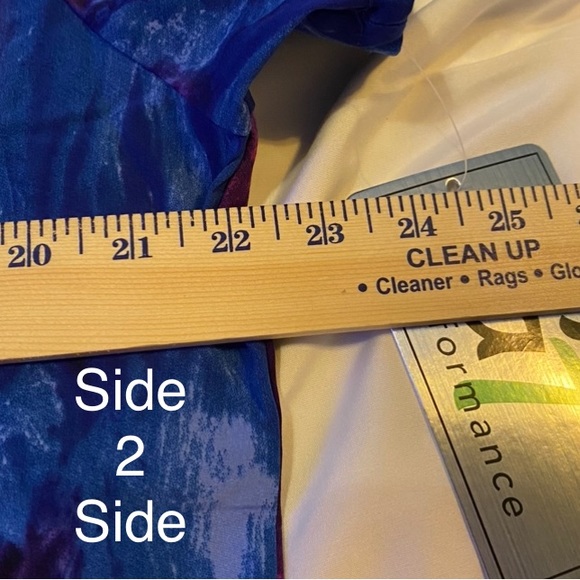 Women’s scrub uniform shirt, 2 pockets on front,tie dye design,lightweight,XL - Picture 11 of 12